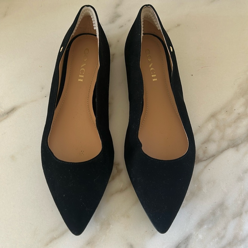 COACH Black Suede Holiday Flats!
These Sleek Designer shoes are Classy and Chic!